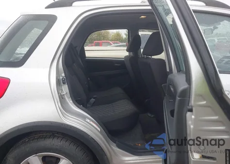 2008 Suzuki Sx4 Convenience Regional Edition/Regional Edition/Touring 2 Regional Edition z USA, uszkodzony, nr VIN JS2YA413285102405